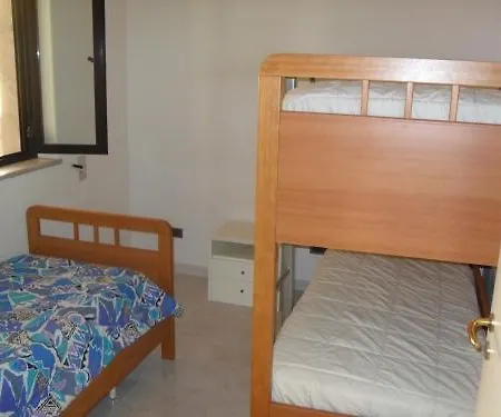 Blue Bay Apartment *